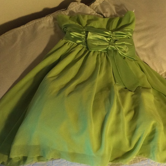 Pretty Spring Green Fancy  strapless Midi Dress by Stepping Out - Picture 1 of 14